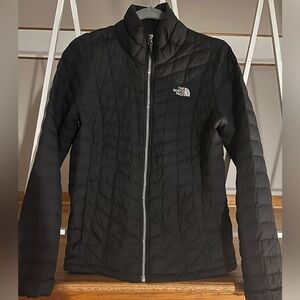 THE NORTH FACE Women’s ThermoBall Eco Insulated Jacket Slim Fit